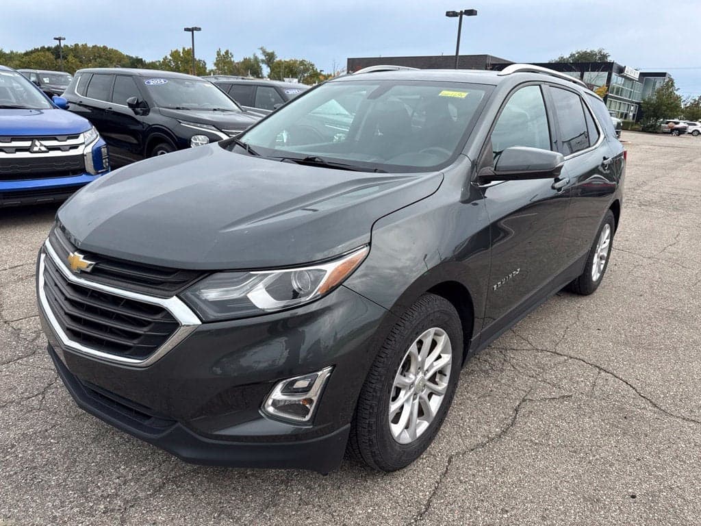 2019 Chevrolet Equinox LT — photo 1 of 24