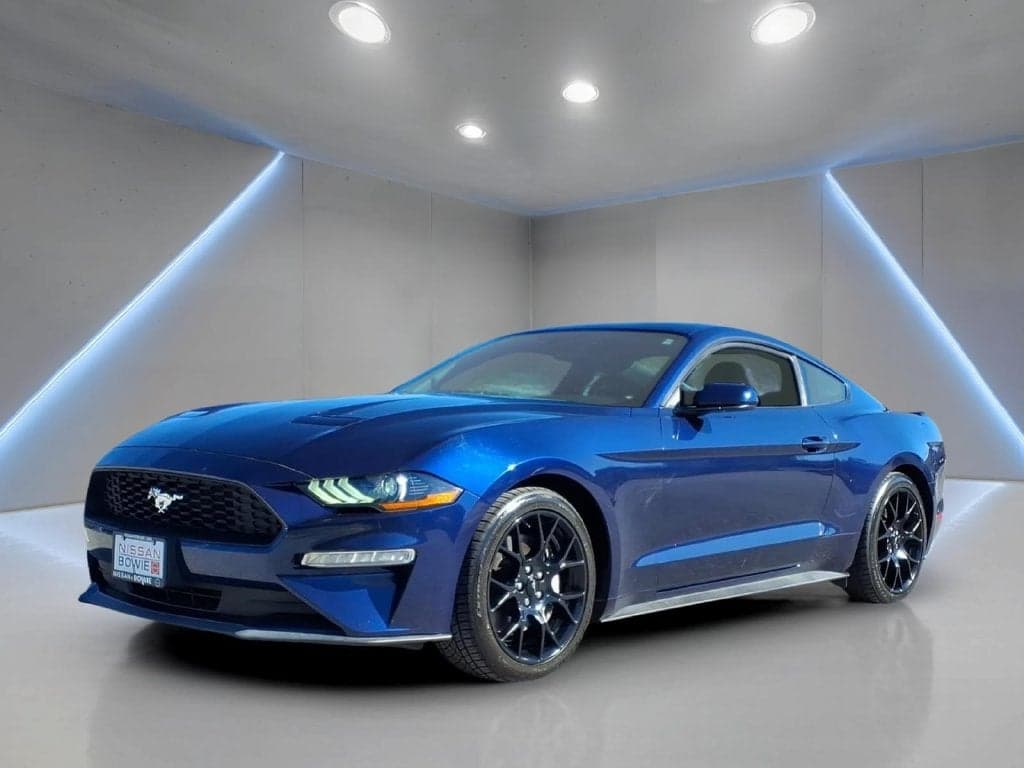 2019 Ford Mustang EcoBoost — photo 1 of 5