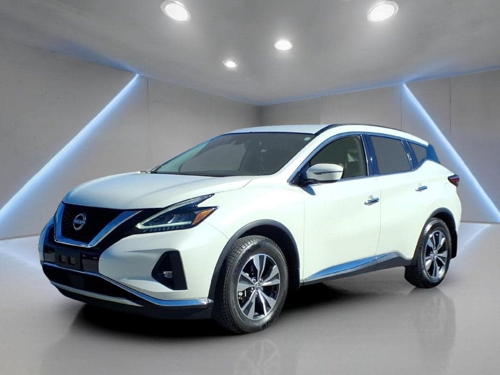 2023 Nissan Murano SV — photo 1 of 5