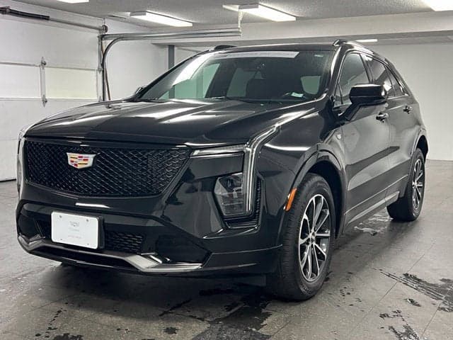 2024 Cadillac XT4 AWD Sport — photo 1 of 18