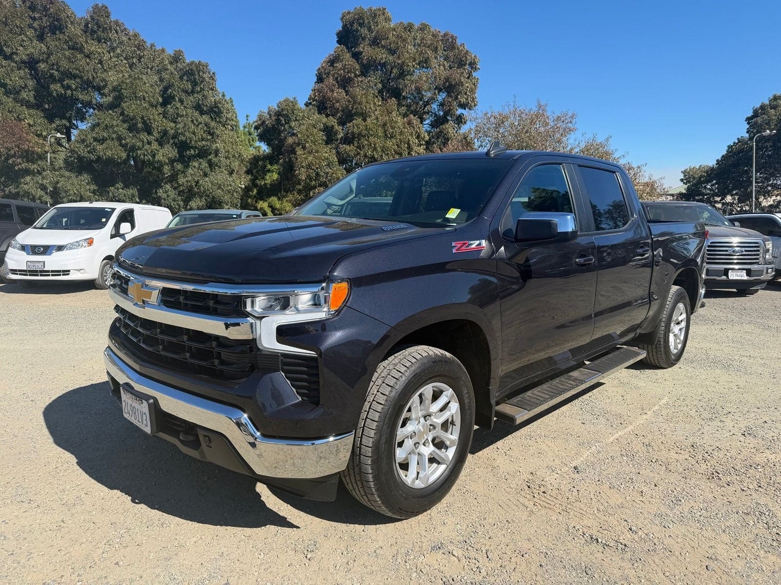2023 Chevrolet Silverado 1500 LT — photo 1 of 23