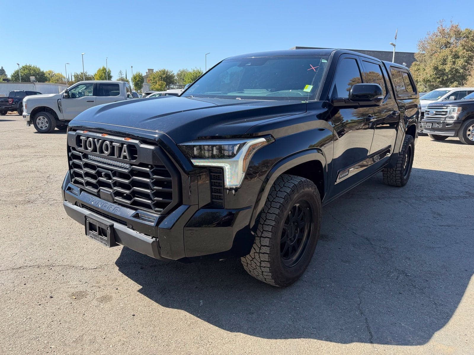 2024 Toyota Tundra 4WD Platinum — photo 1 of 5