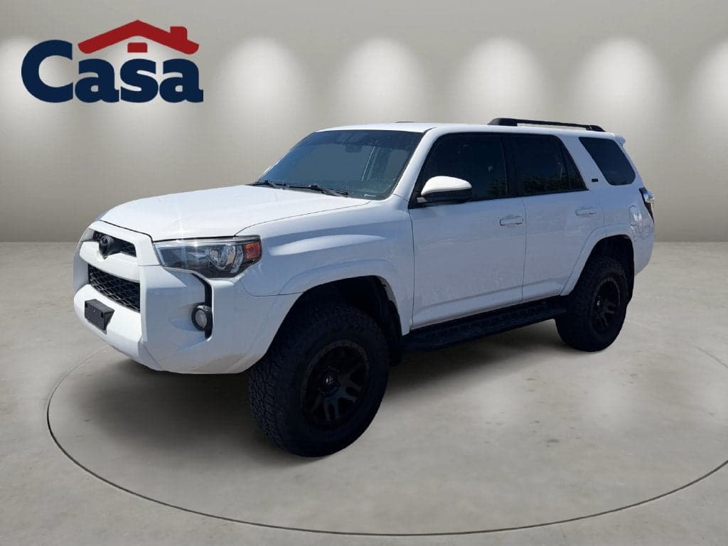 2018 Toyota 4Runner SR5 — photo 1 of 5