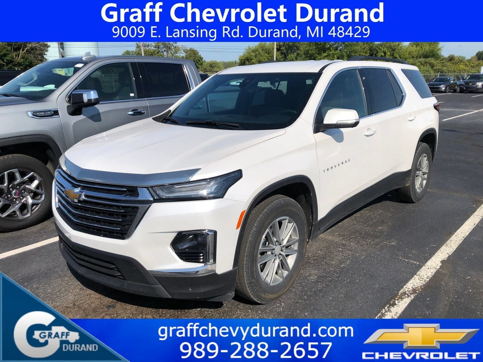 2023 Chevrolet Traverse LT Cloth — photo 1 of 10