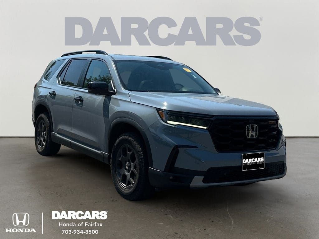 2024 Honda Pilot TrailSport — photo 1 of 32