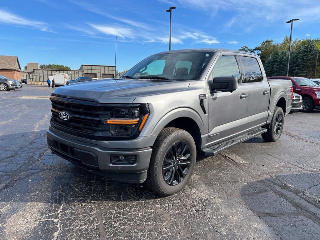 2024 Ford F-150 XLT — photo 1 of 20