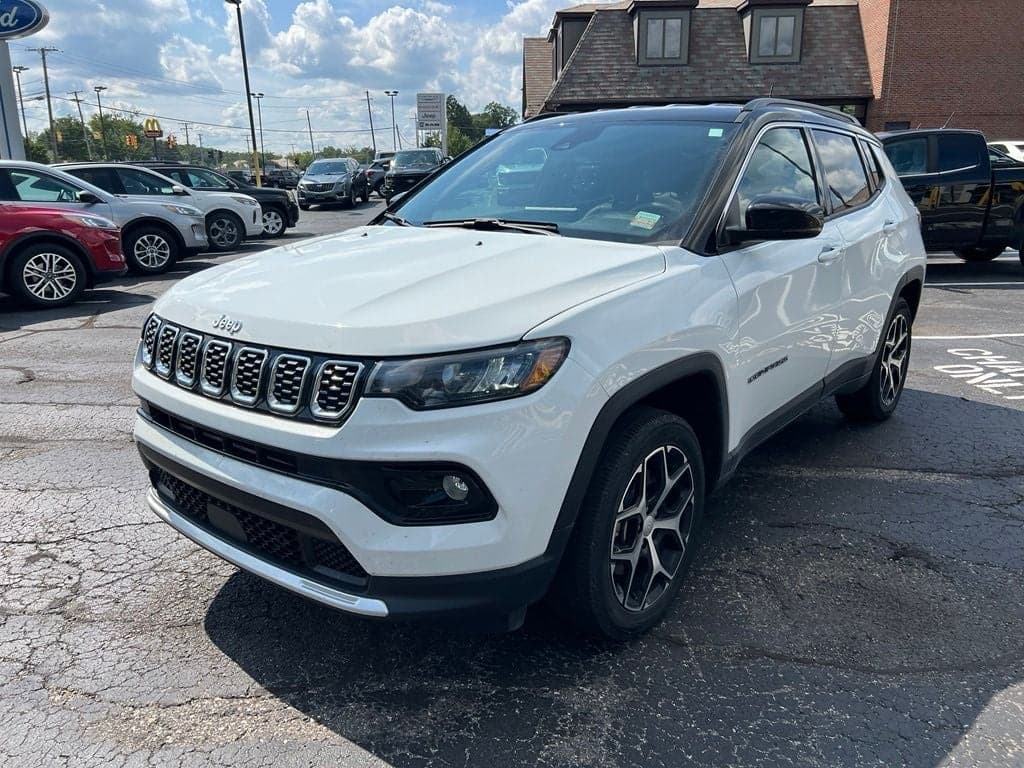 2024 Jeep Compass Limited — photo 1 of 15