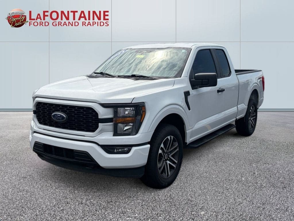 2023 Ford F-150 XL — photo 1 of 30