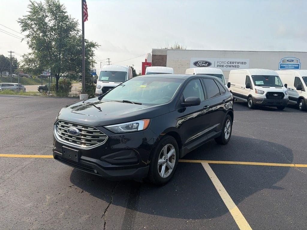 2020 Ford Edge SE — photo 1 of 20