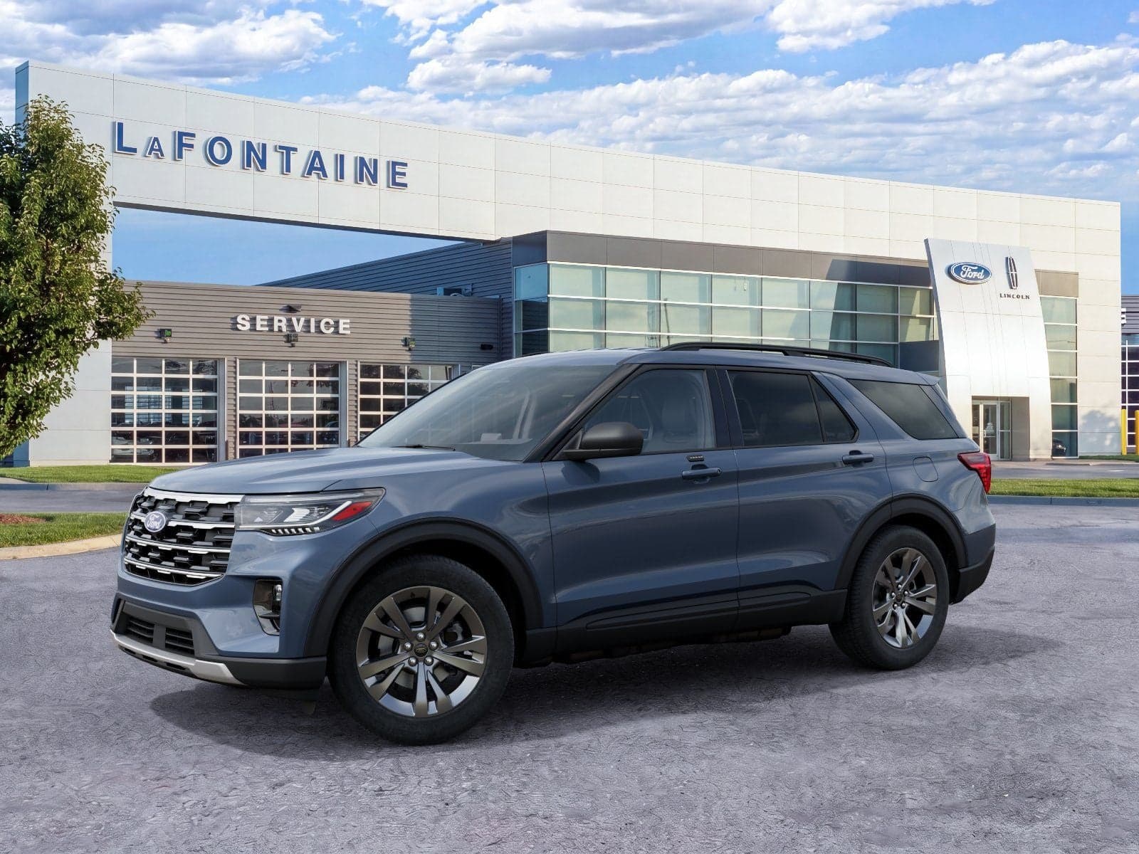 2027 Ford Explorer Base — photo 1 of 28