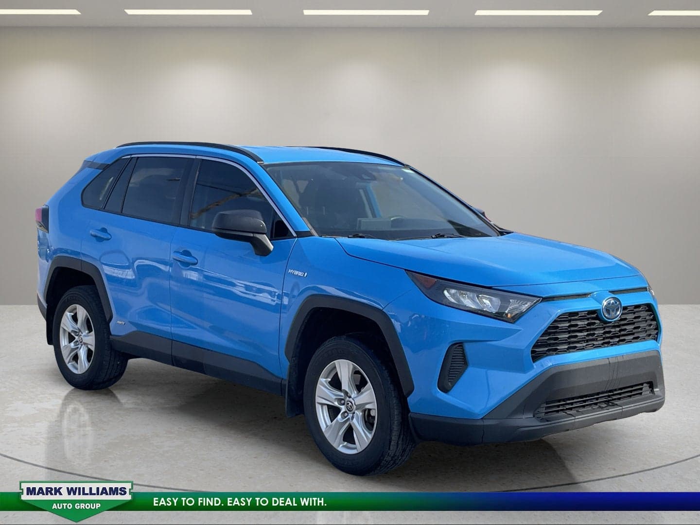 2021 Toyota RAV4 Hybrid LE — photo 1 of 12