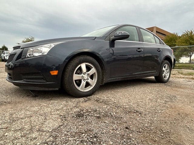 2014 Chevrolet Cruze 1LT — photo 1 of 5