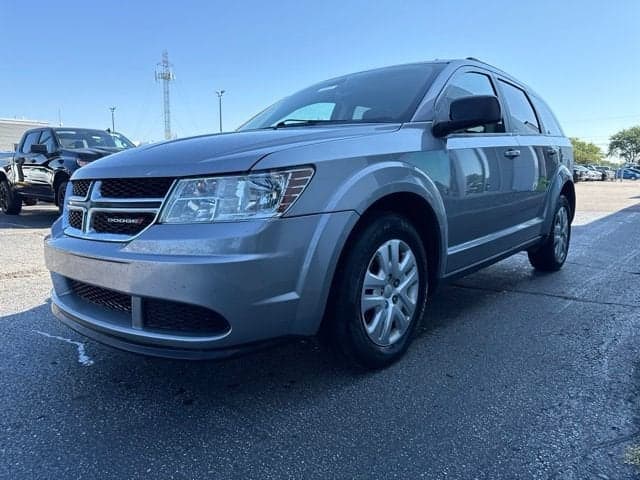 2020 Dodge Journey SE Value — photo 1 of 5