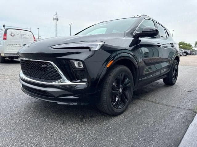 2024 Buick Encore GX Sport Touring — photo 1 of 20