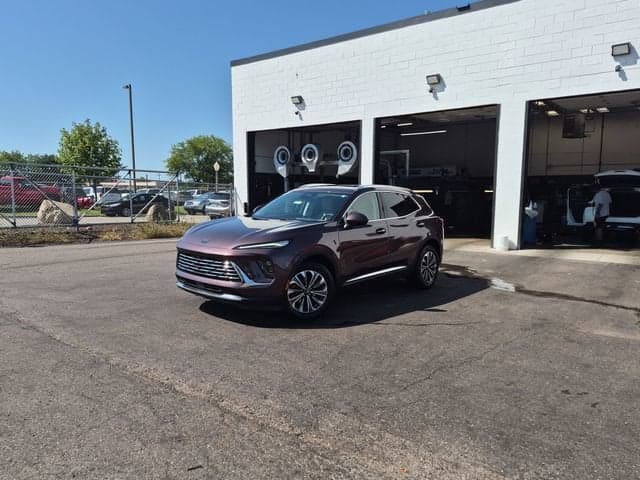 2025 Buick Envision Preferred — photo 1 of 20