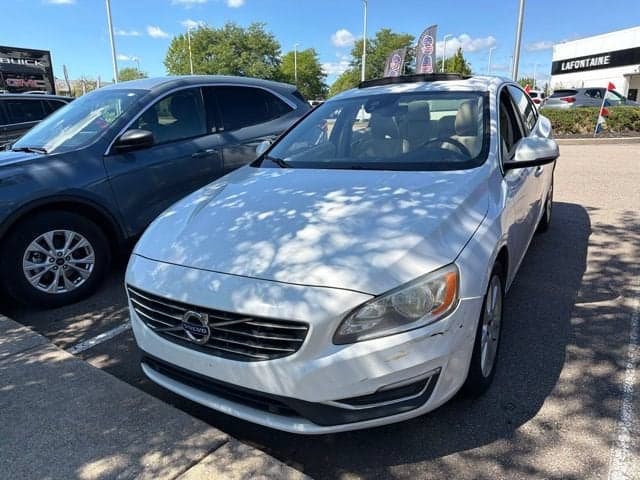 2016 Volvo S60 T5 Premier — photo 1 of 6
