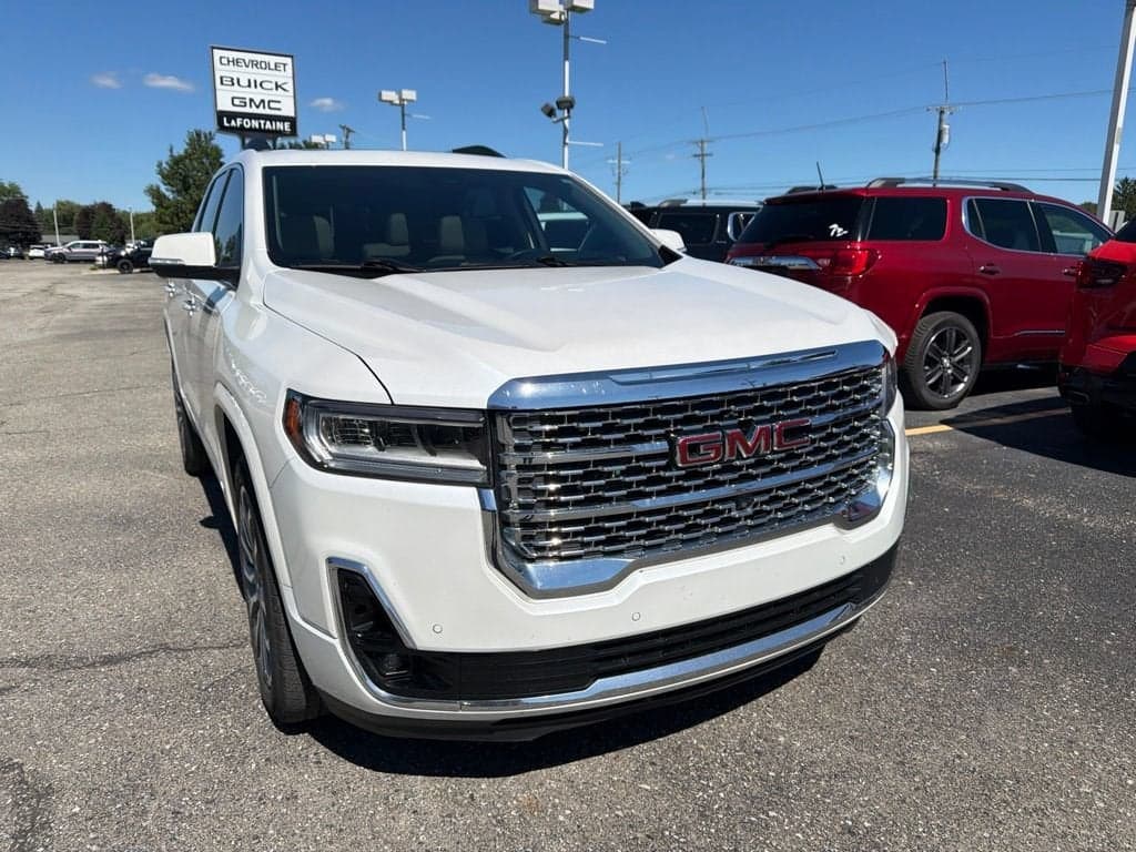 2023 GMC Acadia Denali — photo 1 of 37