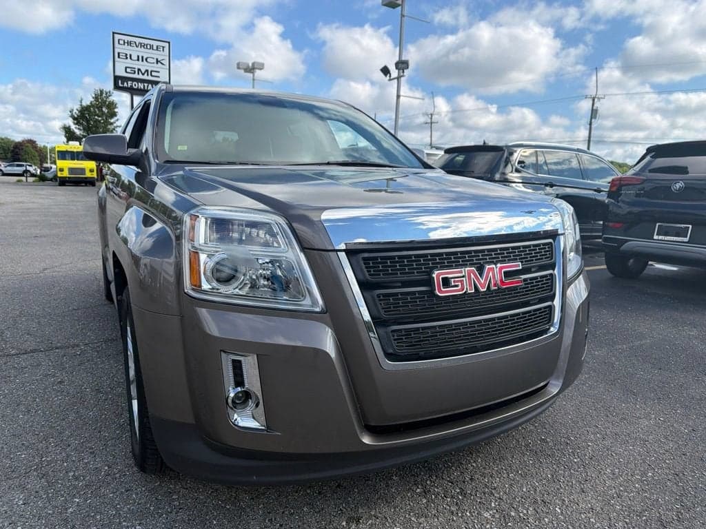 2011 GMC Terrain SLE-2 — photo 1 of 37