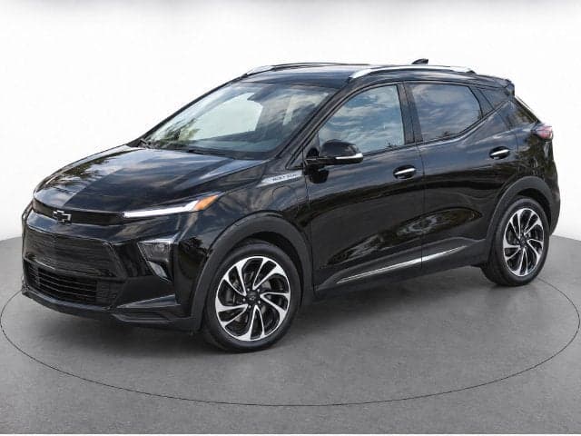 2023 Chevrolet Bolt EUV Premier — photo 1 of 5
