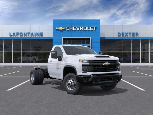 2026 Chevrolet Silverado 3500 HD Chassis Cab Work Truck — photo 1 of 24