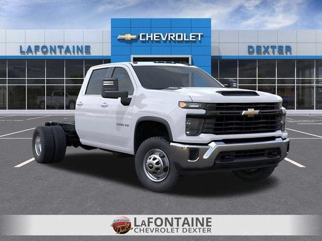 2026 Chevrolet Silverado 3500 HD Chassis Cab Work Truck — photo 1 of 24