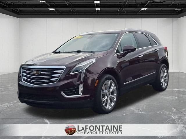 2017 Cadillac XT5 Luxury AWD — photo 1 of 51