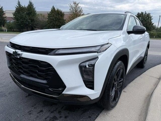2024 Chevrolet Trax ACTIV — photo 1 of 36