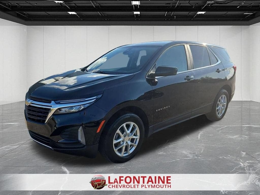 2024 Chevrolet Equinox LT — photo 1 of 17
