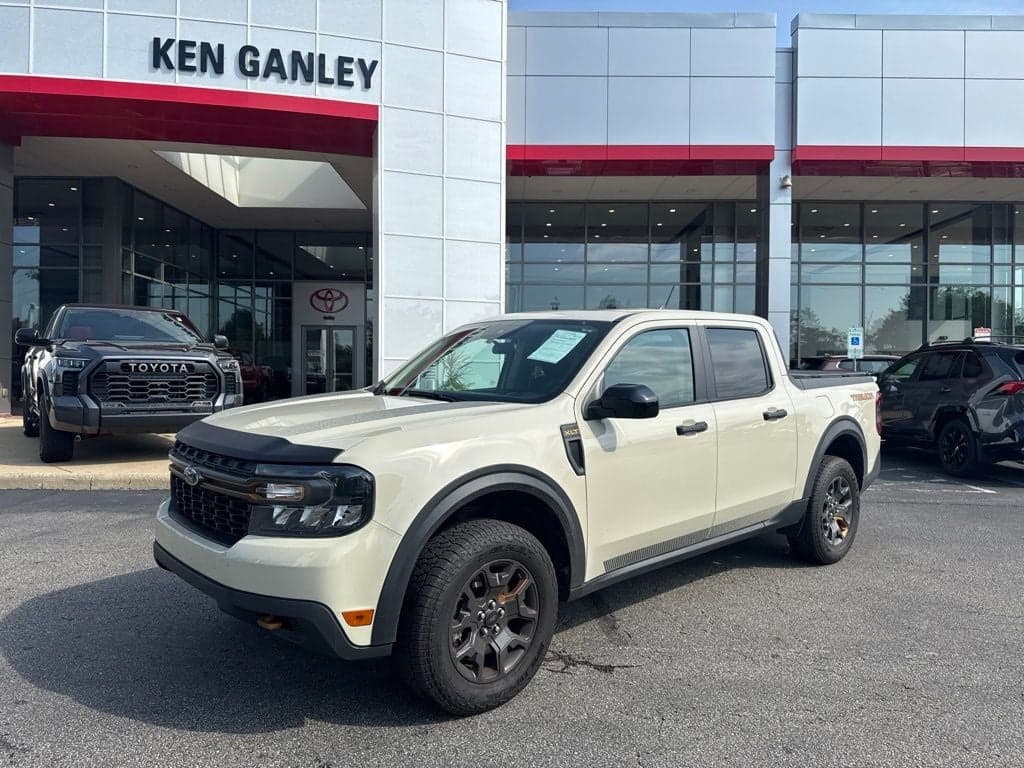 2024 Ford Maverick XLT — photo 1 of 5