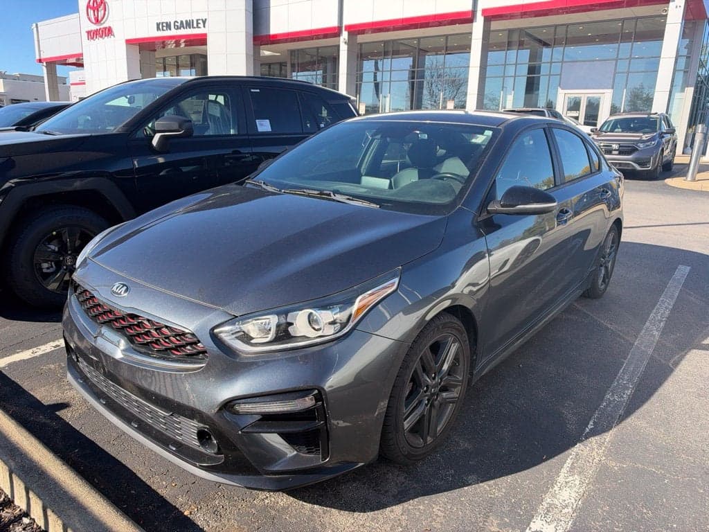 2020 Kia Forte GT-Line — photo 1 of 5