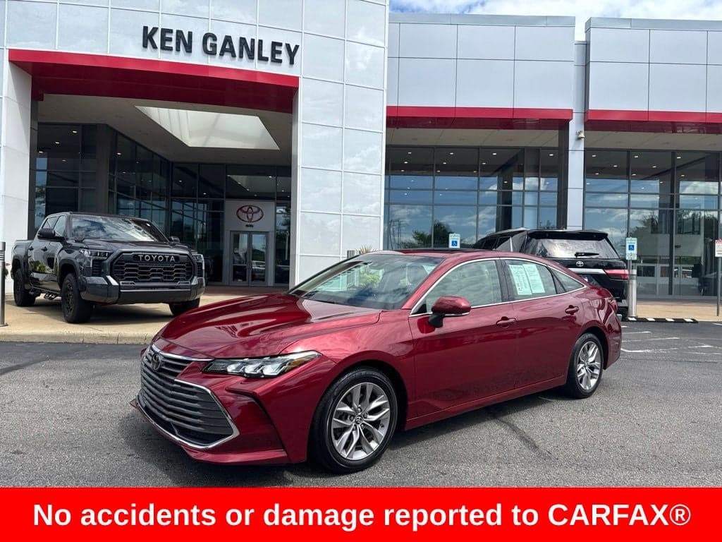 2019 Toyota Avalon XLE — photo 1 of 68