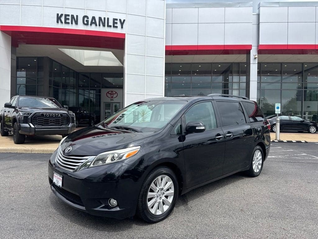 2015 Toyota Sienna Limited Premium 7 Passenger — photo 1 of 65