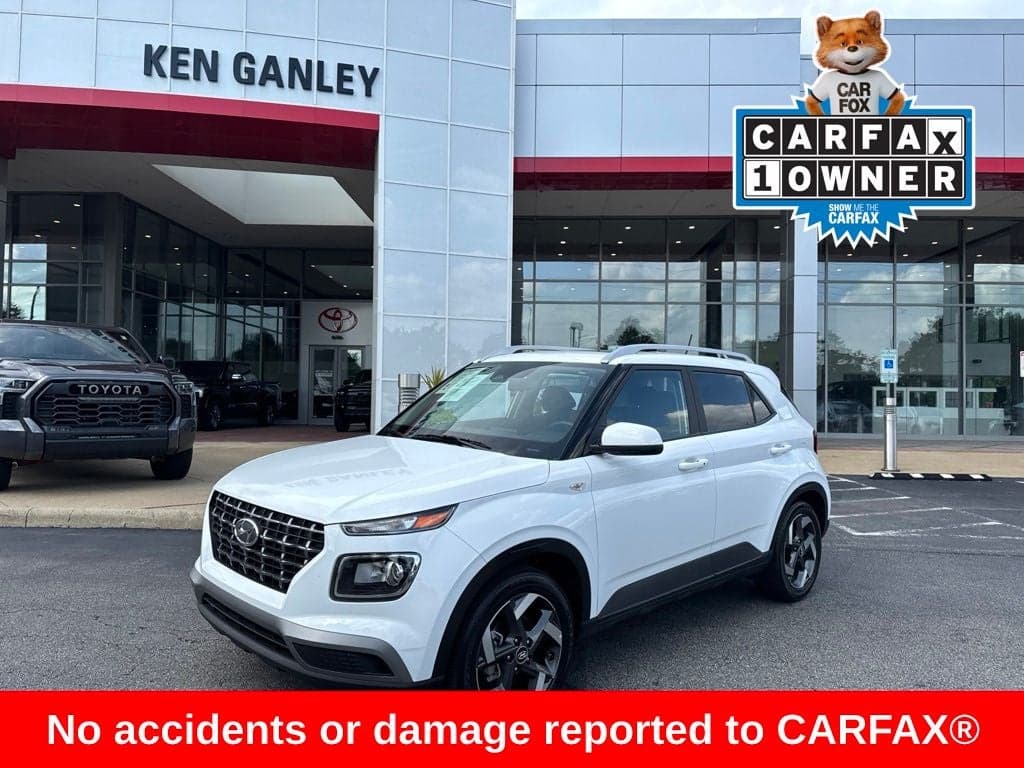 2026 Hyundai Venue SEL — photo 1 of 5