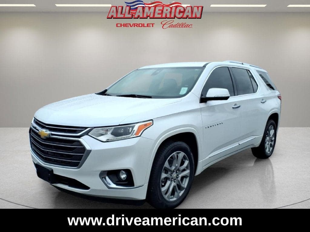 2019 Chevrolet Traverse Premier — photo 1 of 53