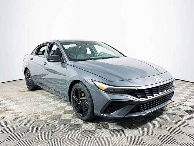2026 Hyundai ELANTRA SEL Sport — photo 1 of 24