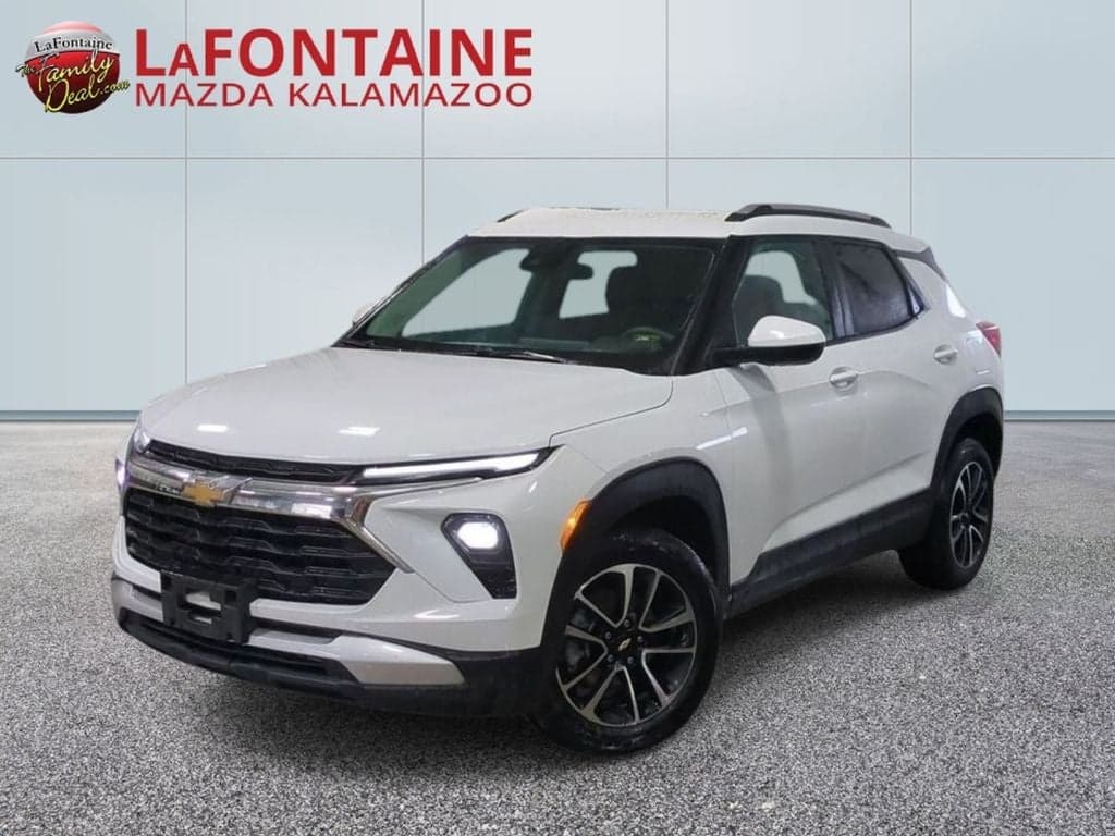 2025 Chevrolet TrailBlazer LT — photo 1 of 24
