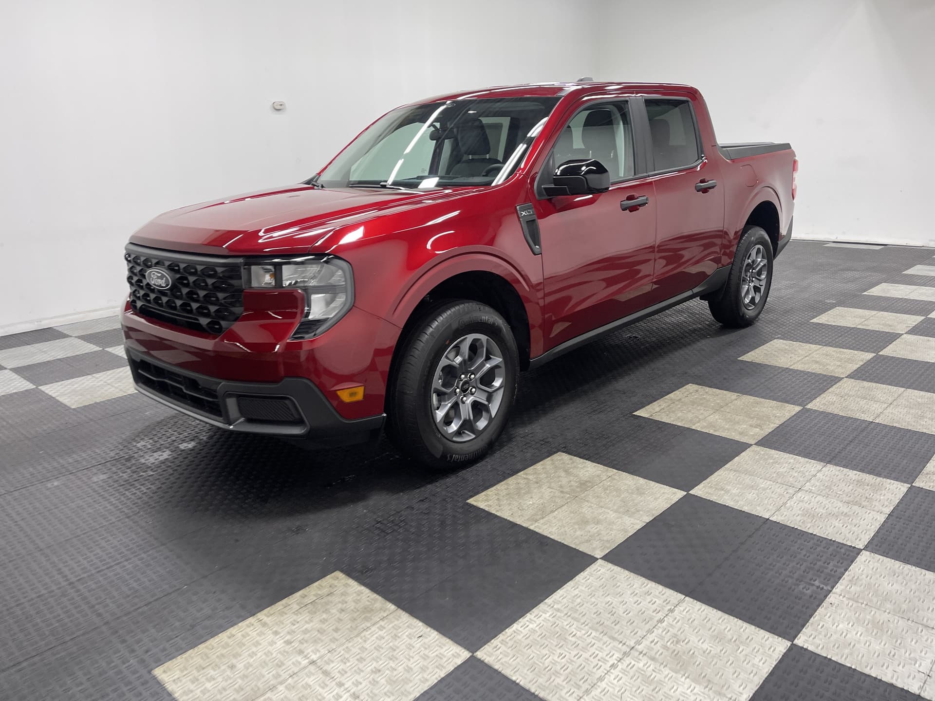 2026 Ford Maverick XLT — photo 1 of 28