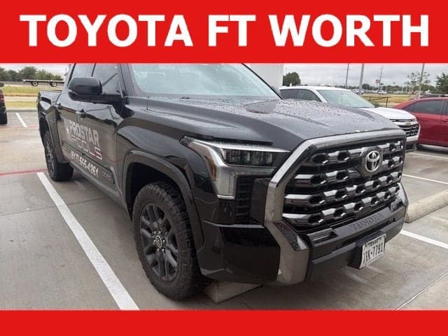 2022 Toyota Tundra 4WD Platinum — photo 1 of 25