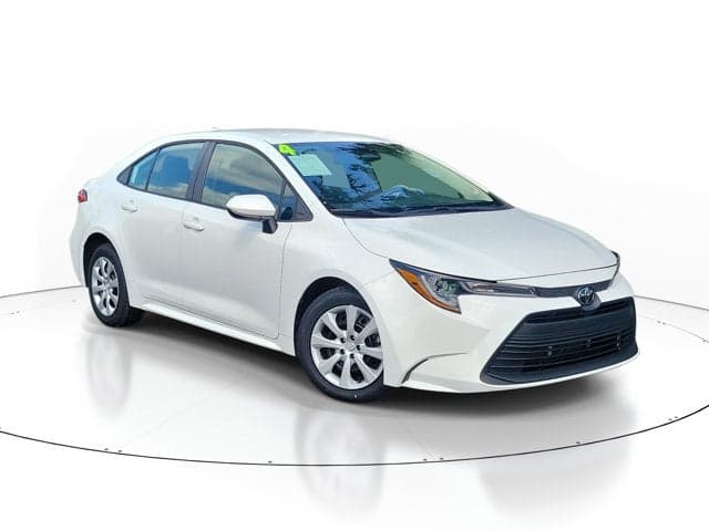 2024 Toyota Corolla LE — photo 1 of 63
