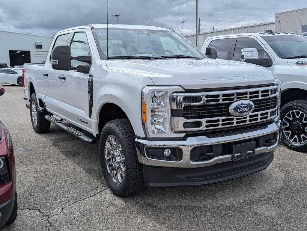 2023 Ford Super Duty F-250 SRW XL — photo 1 of 3