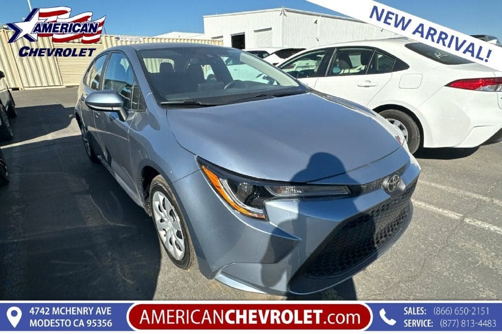 2022 Toyota Corolla LE — photo 1 of 4