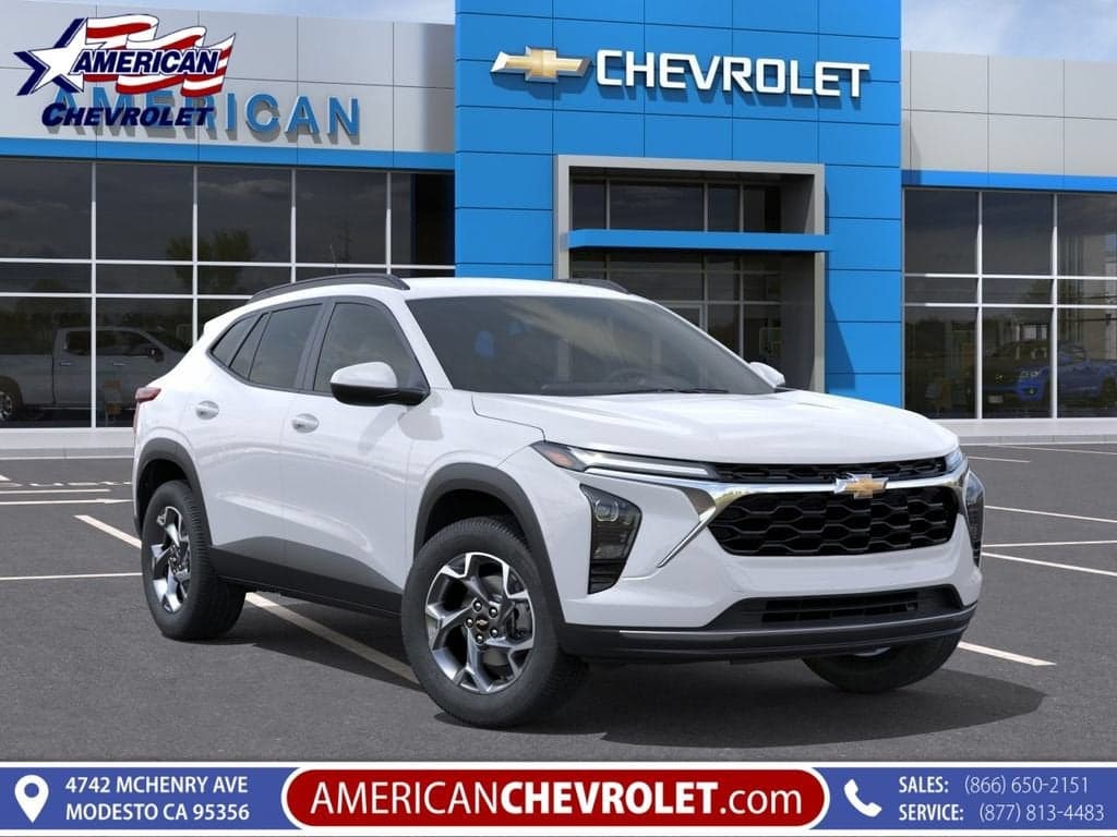 2026 Chevrolet Trax LT — photo 1 of 56