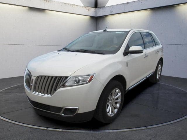 2013 Lincoln MKX Base — photo 1 of 7
