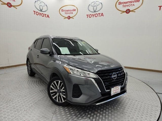 2024 Nissan Kicks SV — photo 1 of 5