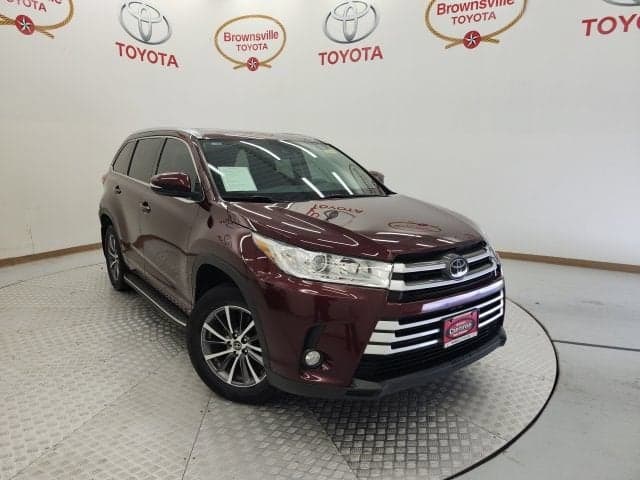 2018 Toyota Highlander XLE — photo 1 of 13