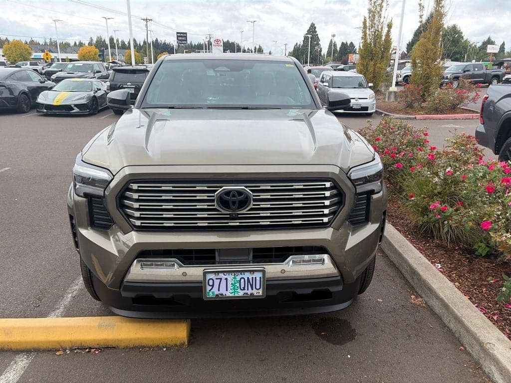 2025 Toyota Tacoma 4WD Limited — photo 1 of 10