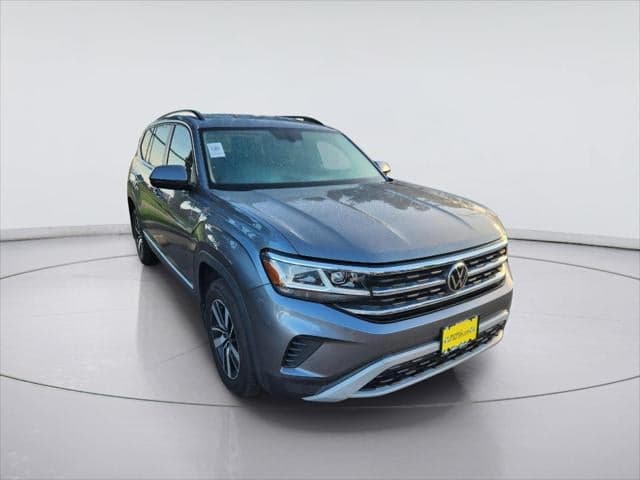 2022 Volkswagen Atlas 2.0T SE — photo 1 of 6