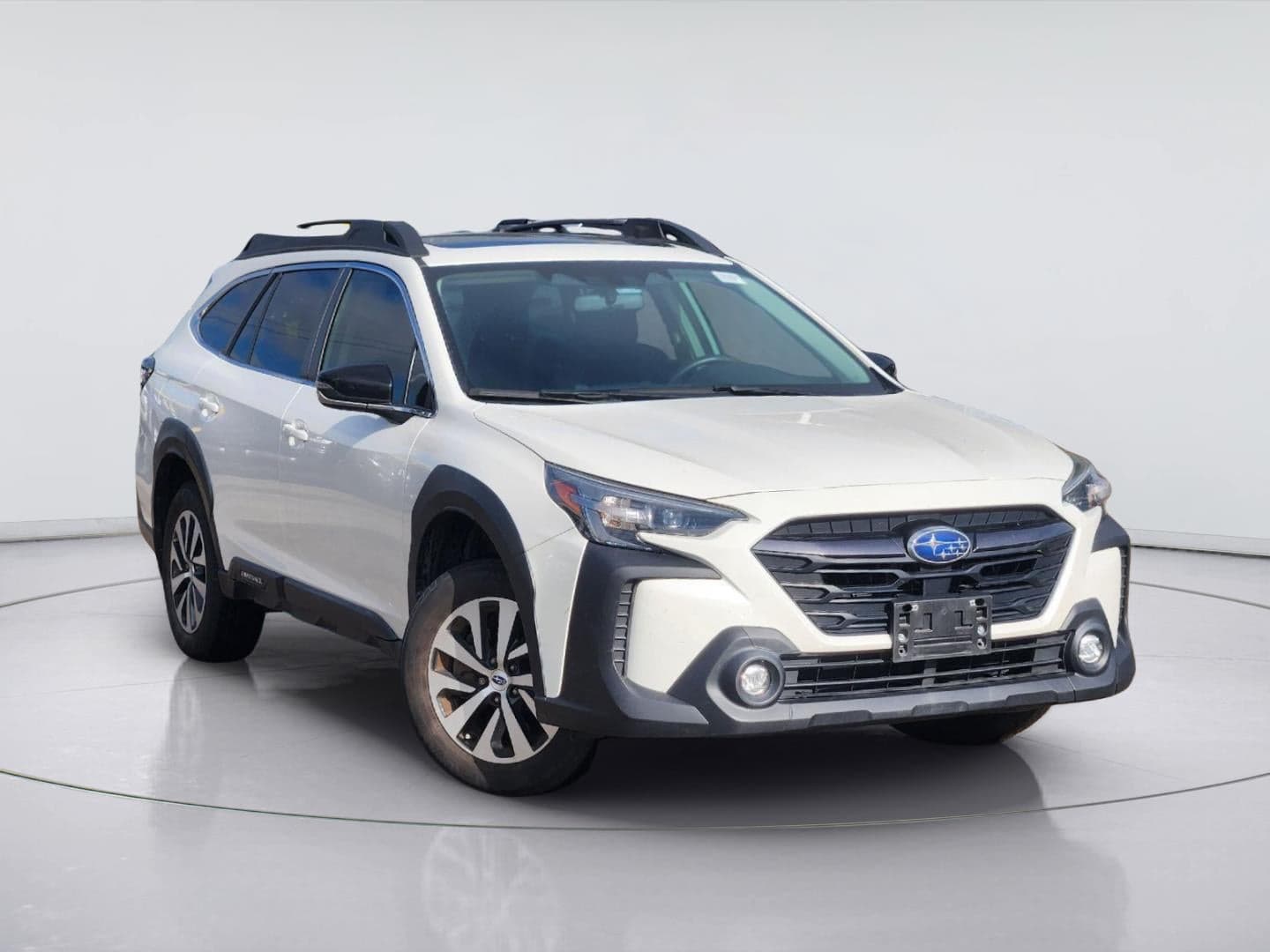 2024 Subaru Outback Premium — photo 1 of 30