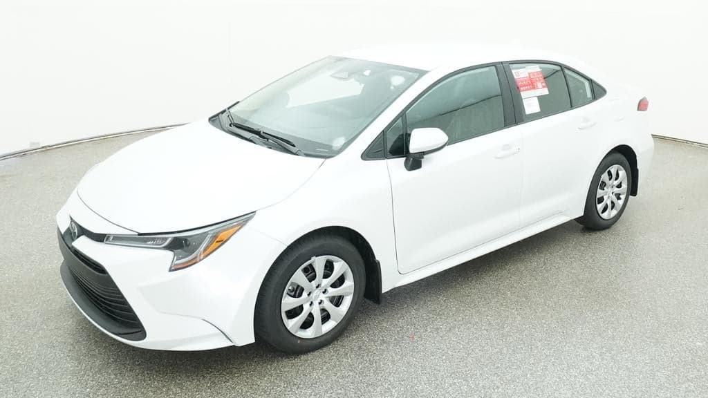2026 Toyota Corolla LE — photo 1 of 33