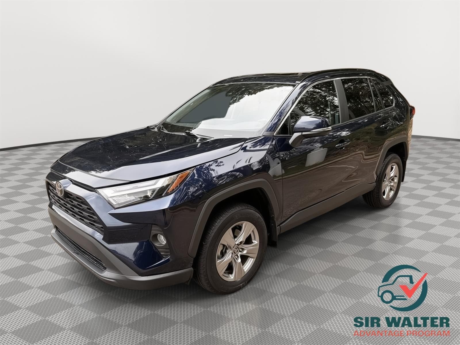 2025 Toyota RAV4 XLE — photo 1 of 2